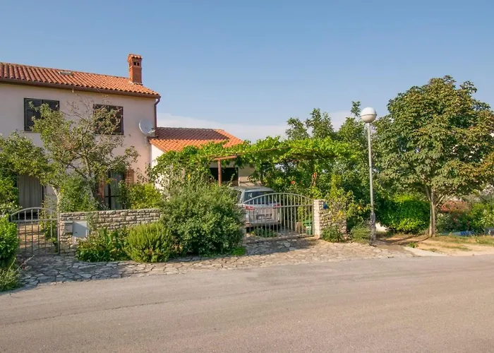 Maris Lejlighed Banjole